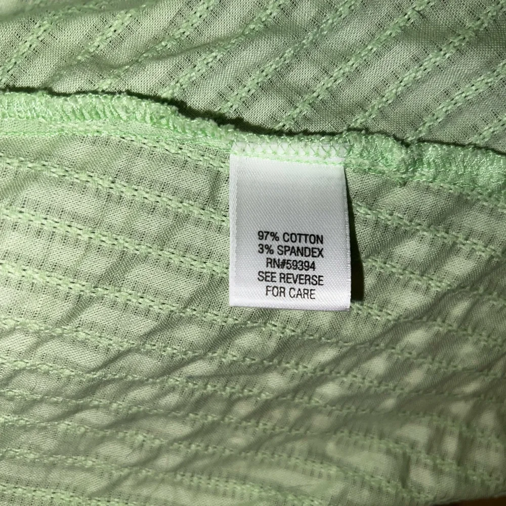 3/$15 Sonoma Green Textured Button Down Short Sleeve Top Size L - Picture 7 of 8